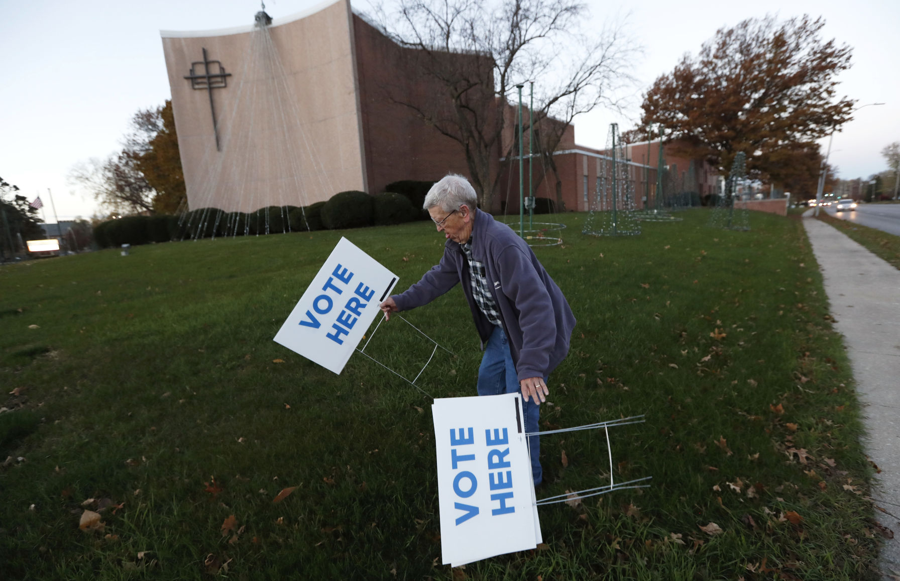 110816AP-Iowa-Votes-3